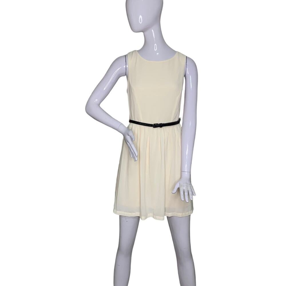 Forever 21 NWT Sheer Dress Sleeveless Cream Hidden Zipper on Back Size S